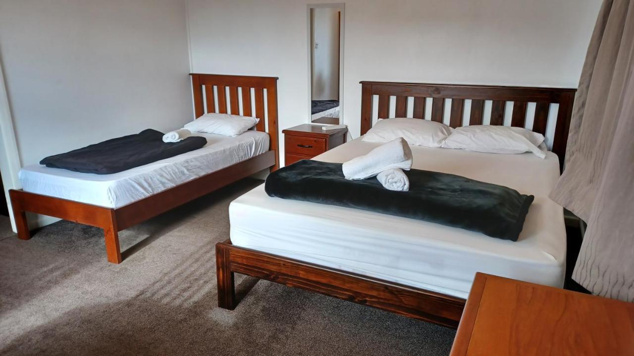 Homestay Family Room, Near The City Center ไครสต์เชิร์ช ภายนอก รูปภาพ