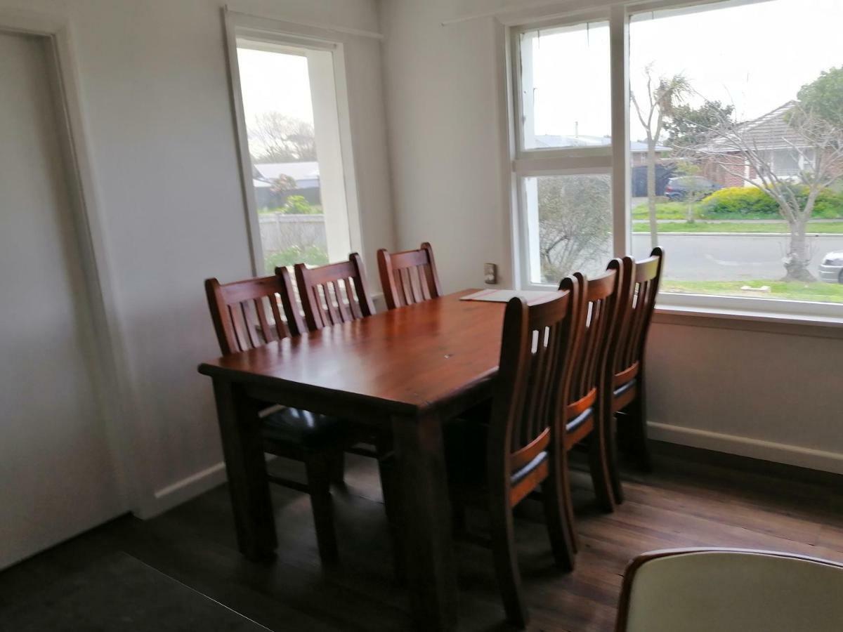 Homestay Family Room, Near The City Center ไครสต์เชิร์ช ภายนอก รูปภาพ